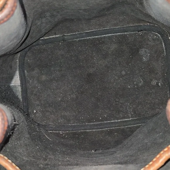 Vintage Dooney & Bourke Black Leather Bucket Shoulder Bag - Picture 9 of 12